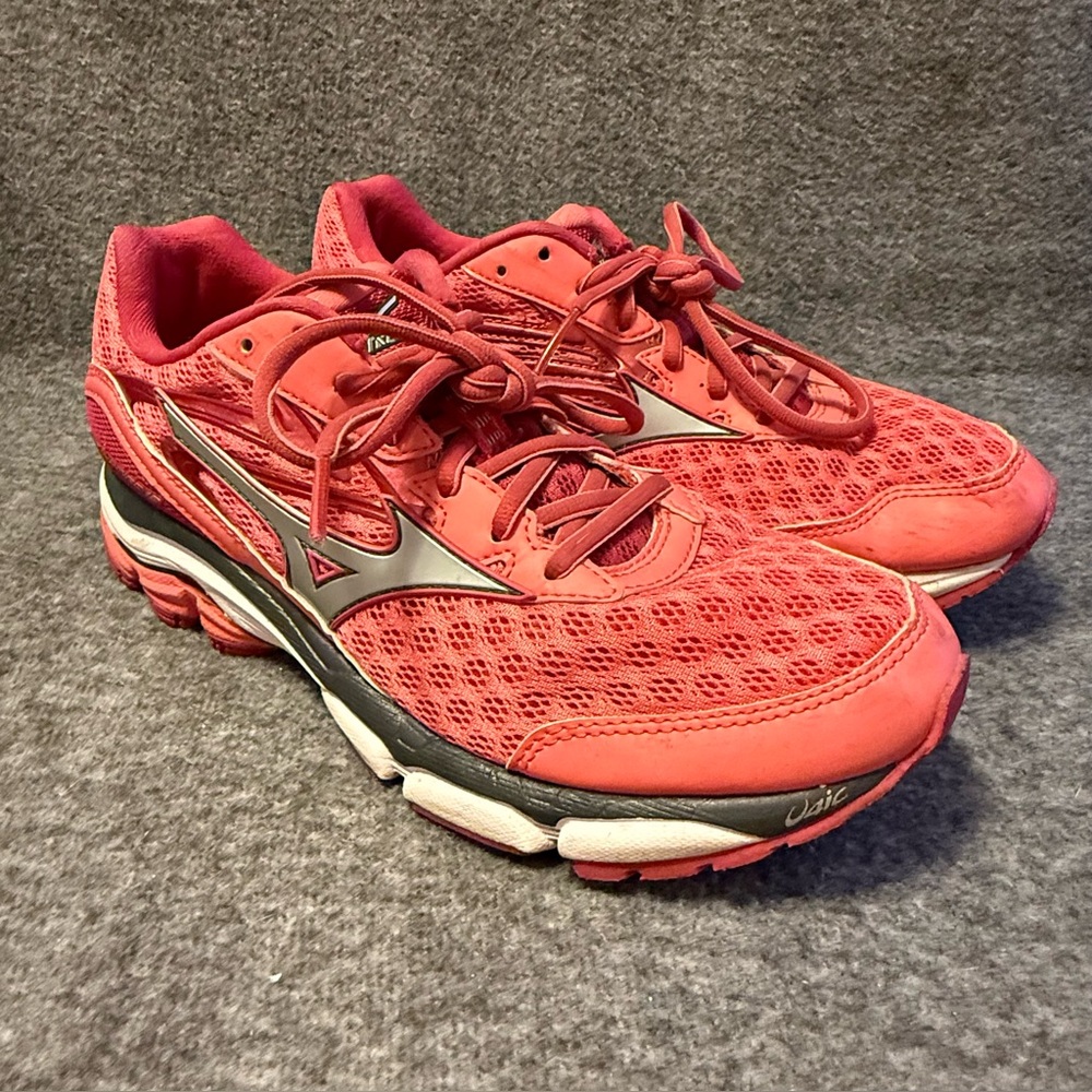 Asics Women's Athletic Shoes Size 9 Lace‎ Up X10 Mizuno Sneakers